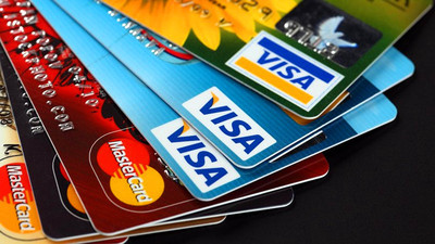 Россияне взяли в I квартале кредитные карты с общим лимитом 200 млрд руб.