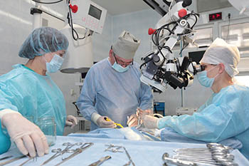 Омские хирурги провели более 4,5 тысячи высокотехнологичных операций